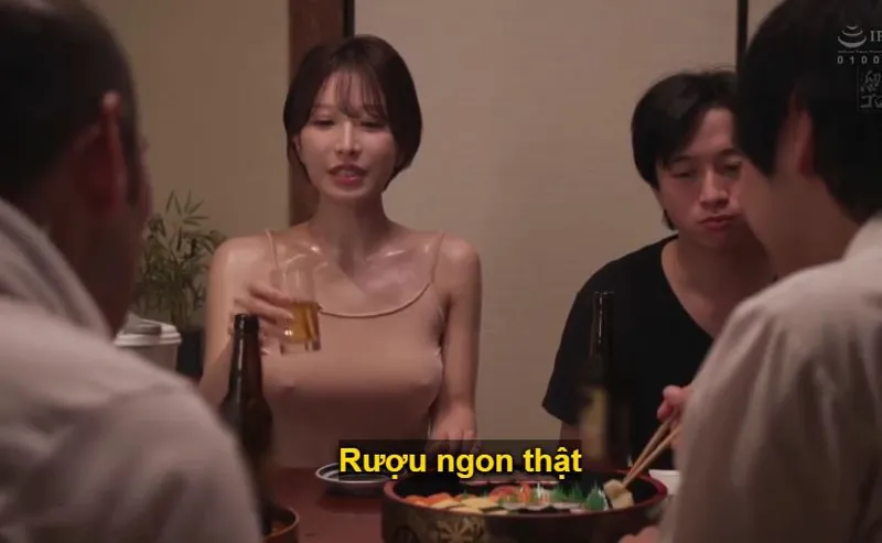 Bà xã gạ nắc cả gia đình ông chồng vì chồng yêu dẫn về quê rồi bỏ bê nứng lồn sml